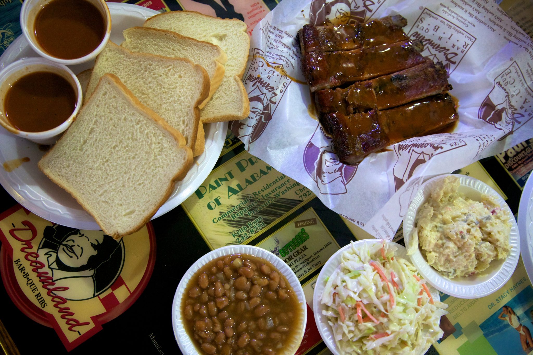 Birmingham Alabama road trip with Christina. Dreamland BBQ.